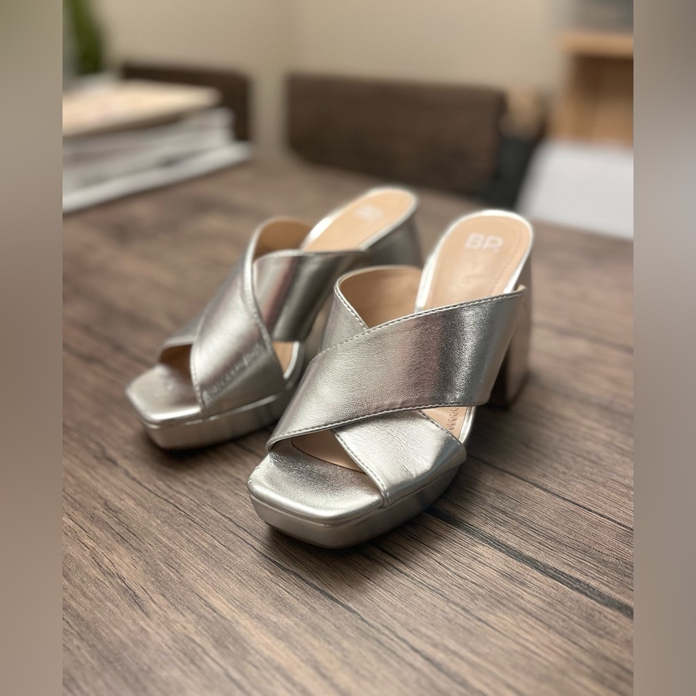 BP. Dalton Sandal